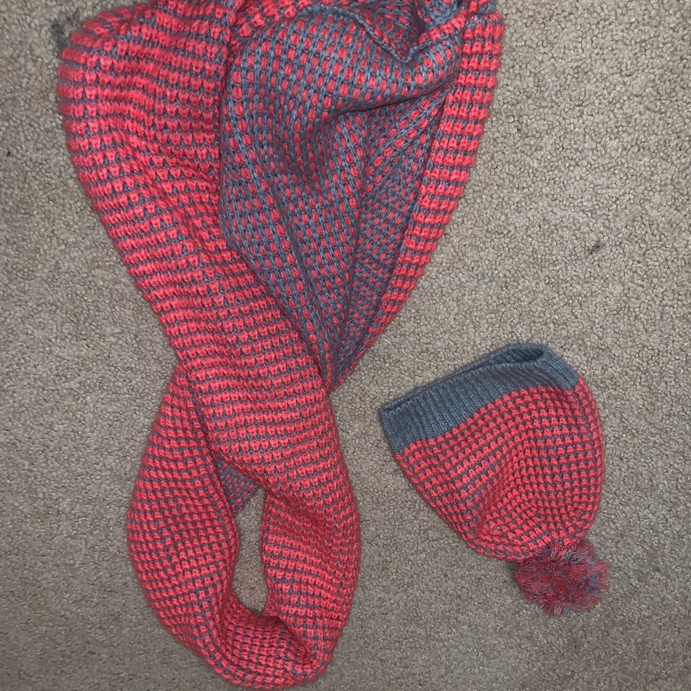 Coral gray scarf and hat